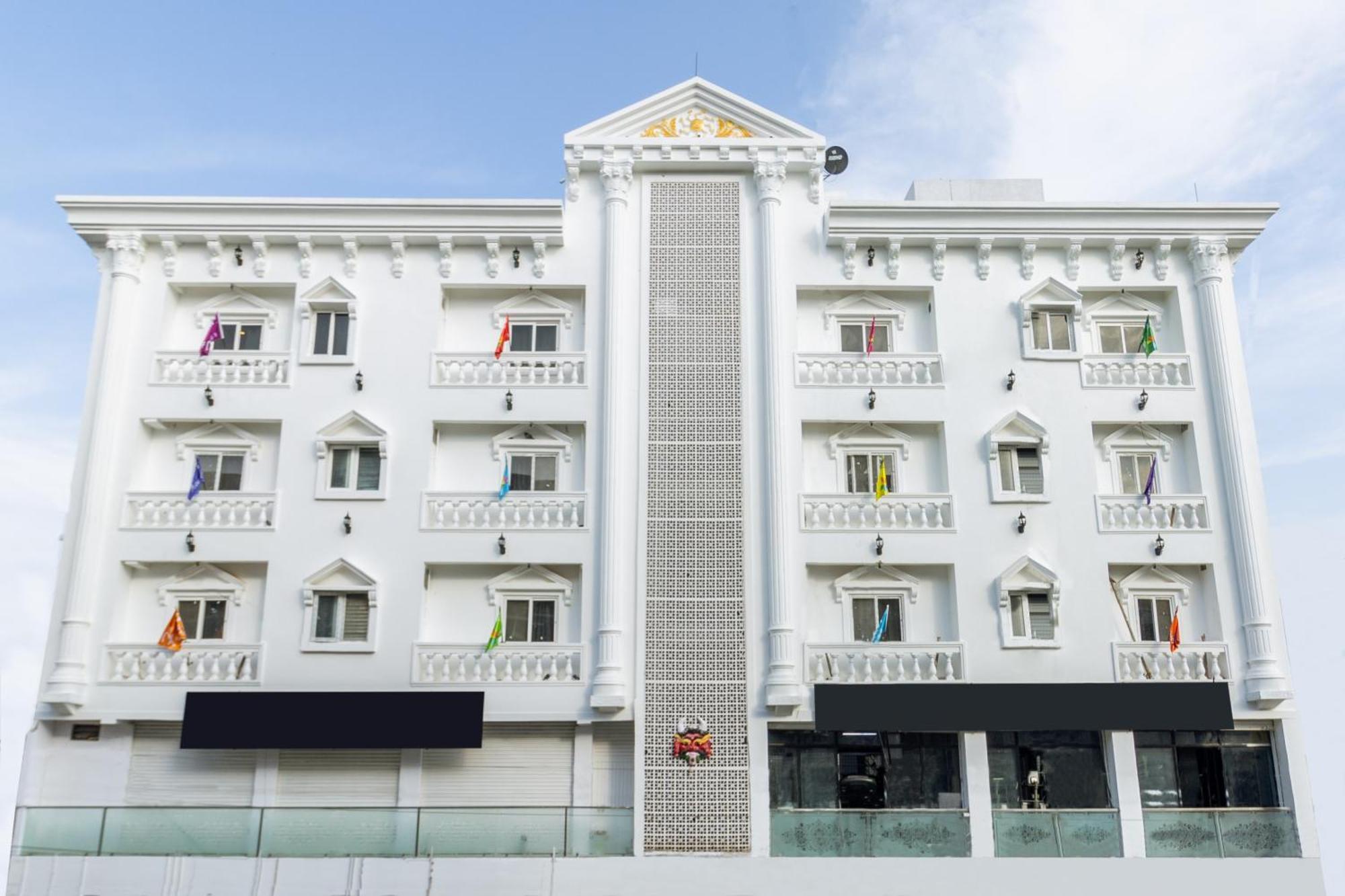 Treebo Seventh Heaven Kukatpally Hyderabad Exteriör bild