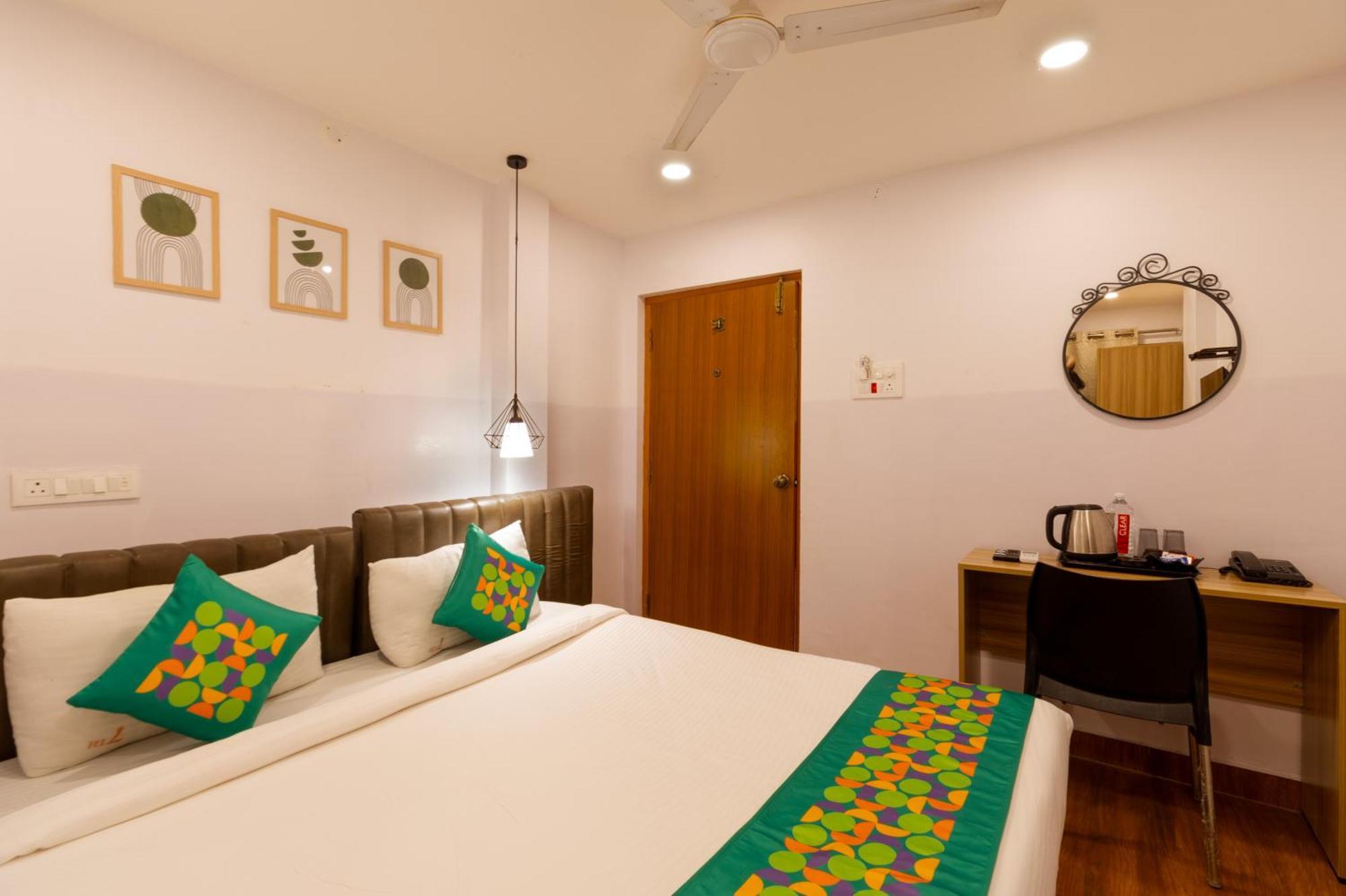 Treebo Seventh Heaven Kukatpally Hyderabad Exteriör bild